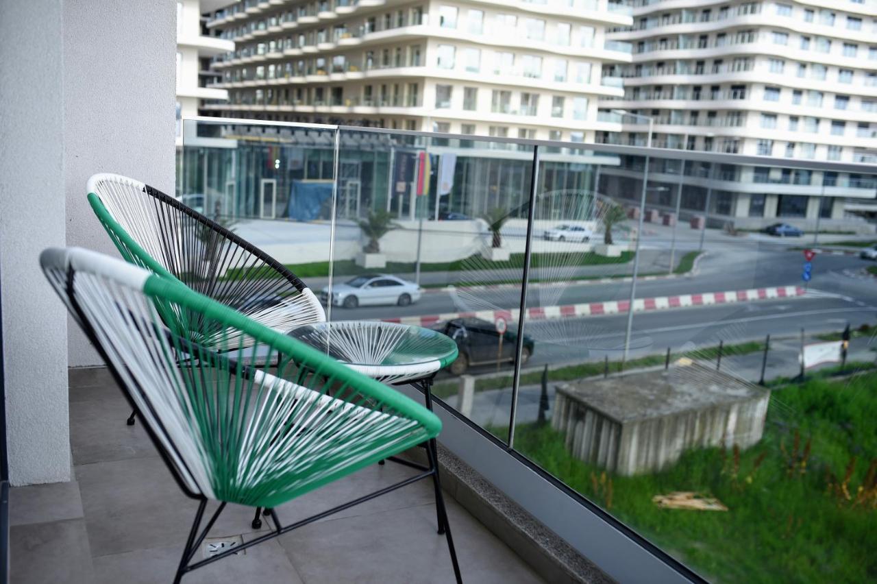Myosotis Mamaia Studio By The Lake Apartment Екстериор снимка