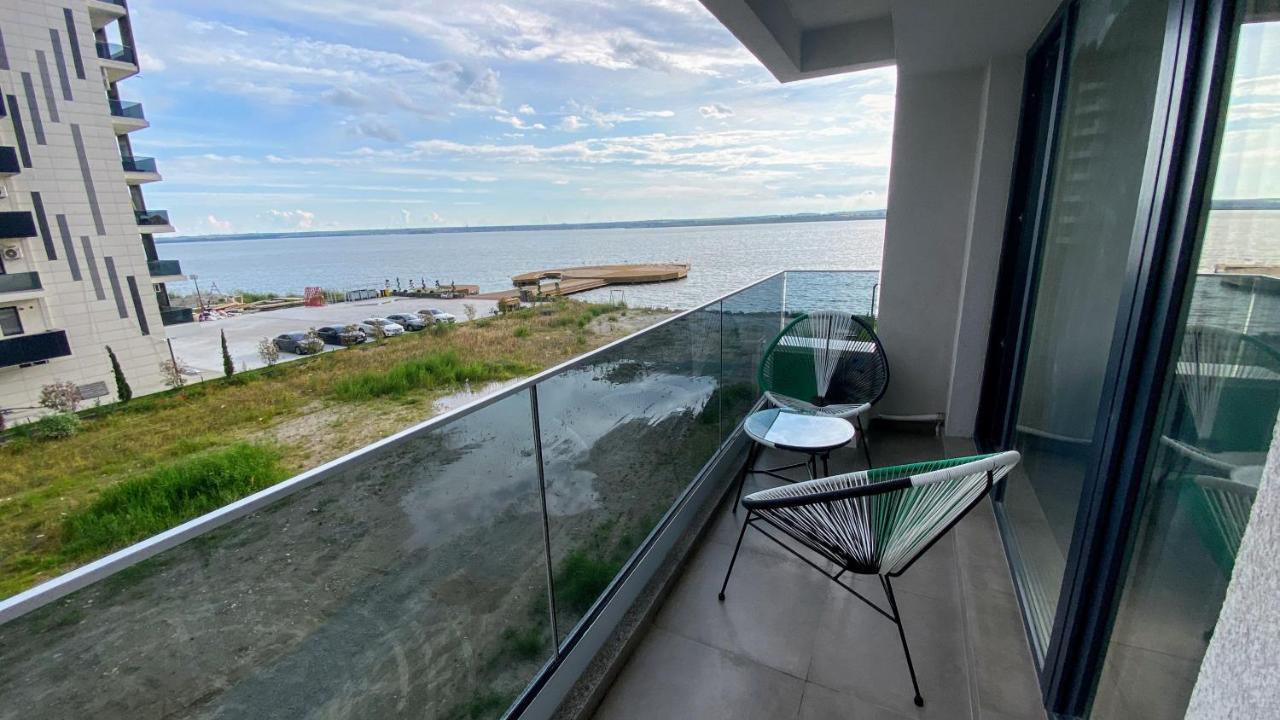 Myosotis Mamaia Studio By The Lake Apartment Екстериор снимка
