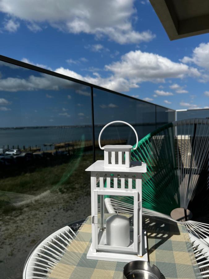 Myosotis Mamaia Studio By The Lake Apartment Екстериор снимка